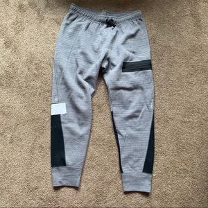 Reebok men’s training joggers XL